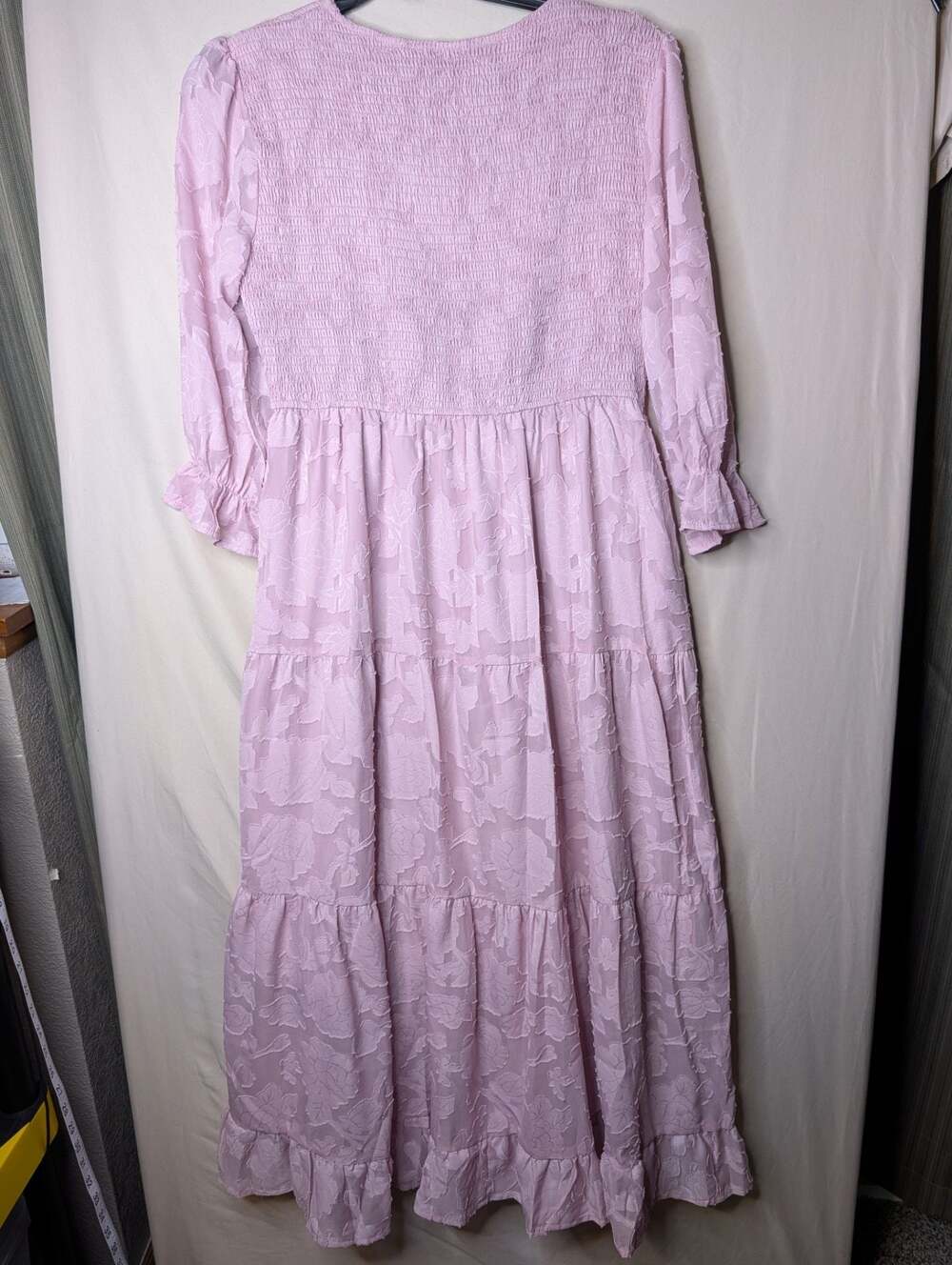 Women's V-Neck Smocked Textured Floral Midi Dress in Lavender - Picture 8 of 8